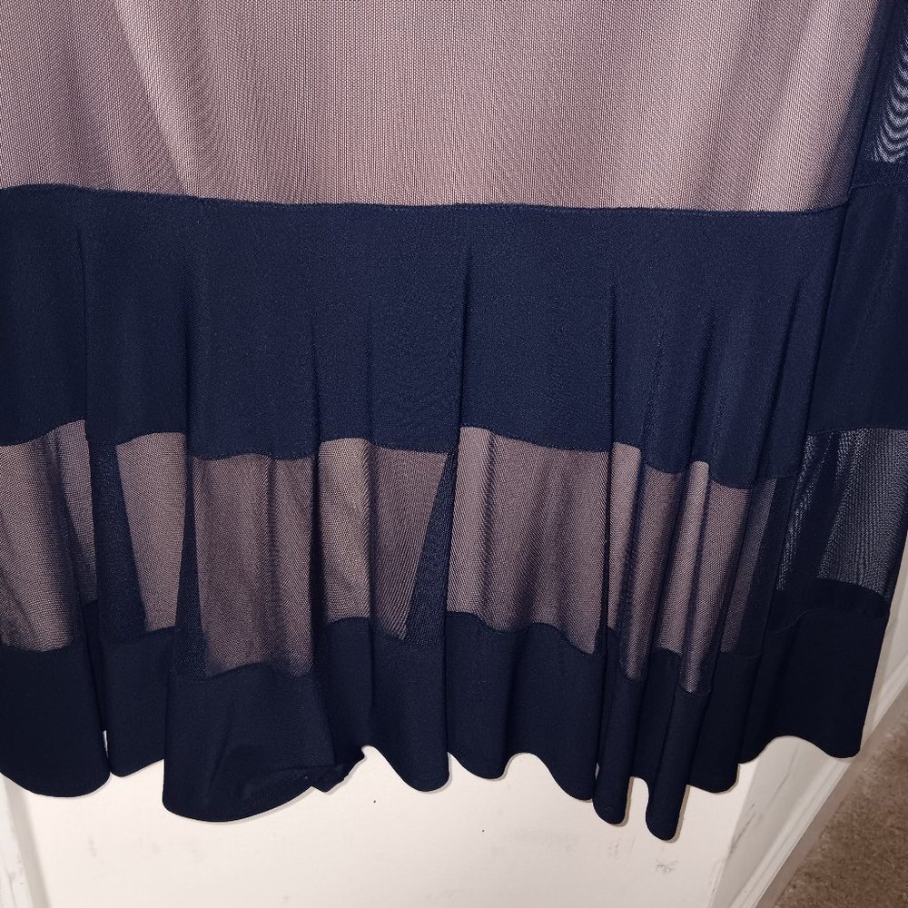 R & M RICHARDS DRESS - Picture 3 of 4